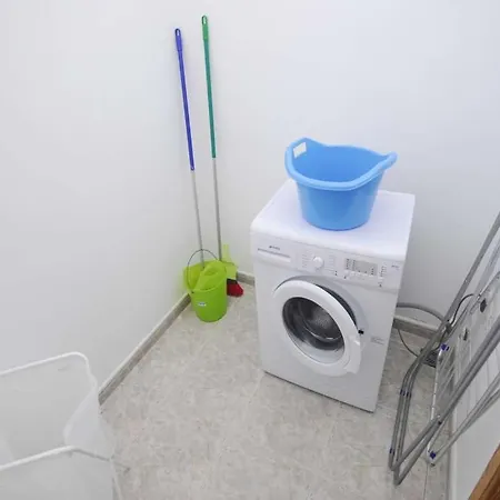 아파트 Arrieta Sleeps 4 Wifi T691505 아리에타