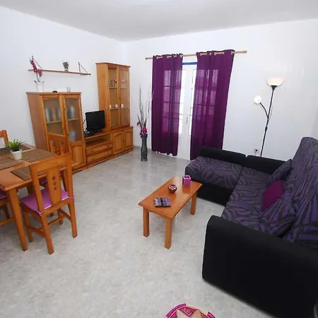 아파트 Arrieta Sleeps 4 Wifi T691505 아리에타